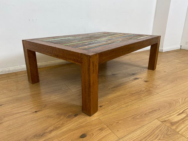 Boatwood by WMK I Einzigartiger großer Couchtisch mit bunter Patchwork Tischplatte I handgefertigtes Unikat aus altem Bootsholz l Teakholz massiv I Wohnzimmertisch Coffee Table Berlin Köln NRW Bayern