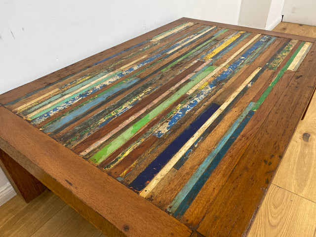 Boatwood by WMK I Einzigartiger großer Couchtisch mit bunter Patchwork Tischplatte I handgefertigtes Unikat aus altem Bootsholz l Teakholz massiv I Wohnzimmertisch Coffee Table Berlin Köln NRW Bayern
