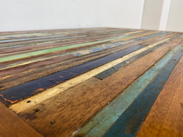 Boatwood by WMK I Einzigartiger großer Couchtisch mit bunter Patchwork Tischplatte I handgefertigtes Unikat aus altem Bootsholz l Teakholz massiv I Wohnzimmertisch Coffee Table Berlin Köln NRW Bayern