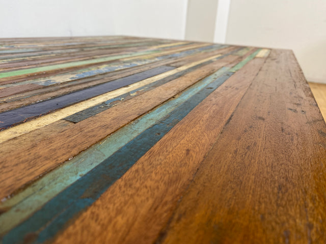 Boatwood by WMK I Einzigartiger großer Couchtisch mit bunter Patchwork Tischplatte I handgefertigtes Unikat aus altem Bootsholz l Teakholz massiv I Wohnzimmertisch Coffee Table Berlin Köln NRW Bayern