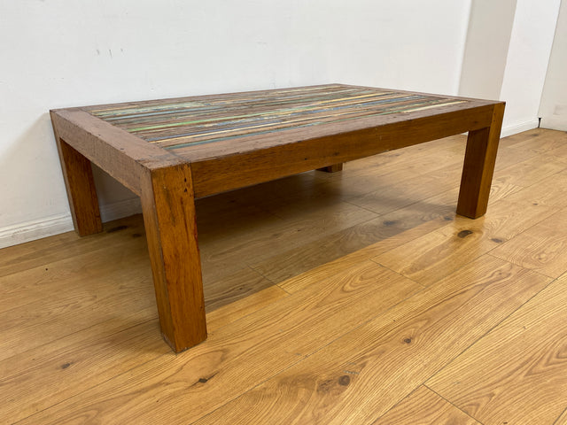 Boatwood by WMK I Einzigartiger großer Couchtisch mit bunter Patchwork Tischplatte I handgefertigtes Unikat aus altem Bootsholz l Teakholz massiv I Wohnzimmertisch Coffee Table Berlin Köln NRW Bayern