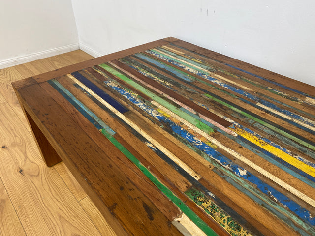 Boatwood by WMK I Einzigartiger großer Couchtisch mit bunter Patchwork Tischplatte I handgefertigtes Unikat aus altem Bootsholz l Teakholz massiv I Wohnzimmertisch Coffee Table Berlin Köln NRW Bayern