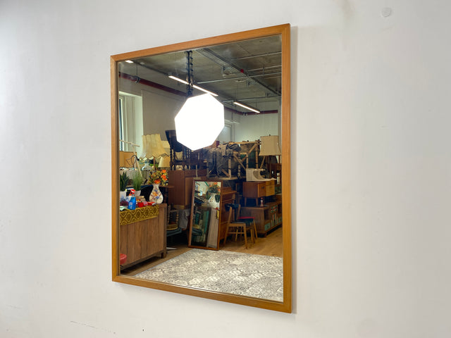 WMK I Minimalistischer 82x102cm großer Mid-Century Wandspiegel mit hellem Eichenholz Rahmen I Spiegel Holzspiegel Holzrahmen Garderobe Bad Flur Mirror 60er 70er Vintage I Berlin Hamburg Augsburg