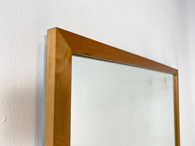 WMK I Minimalistischer 82x102cm großer Mid-Century Wandspiegel mit hellem Eichenholz Rahmen I Spiegel Holzspiegel Holzrahmen Garderobe Bad Flur Mirror 60er 70er Vintage I Berlin Hamburg Augsburg