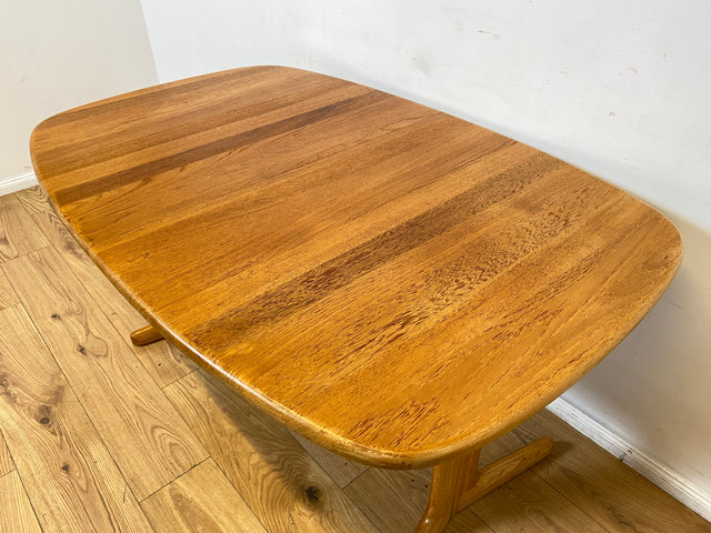 WMK I Hochwertiger großer ovaler skandinavischer Designer Esstisch von EMC Møbler aus massiver Ulme, 2-fach ausziehbar I Tisch Esszimmer Küche Dining Table Danish Design Vintage Berlin Herne München