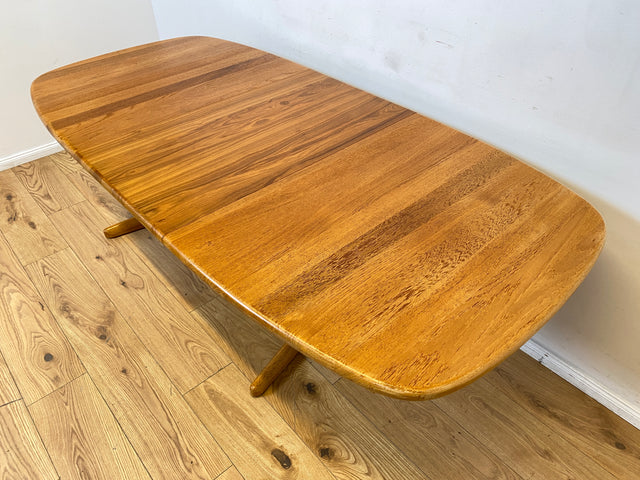 WMK I Hochwertiger großer ovaler skandinavischer Designer Esstisch von EMC Møbler aus massiver Ulme, 2-fach ausziehbar I Tisch Esszimmer Küche Dining Table Danish Design Vintage Berlin Herne München