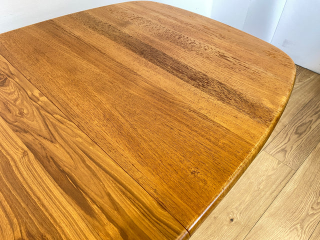 WMK I Hochwertiger großer ovaler skandinavischer Designer Esstisch von EMC Møbler aus massiver Ulme, 2-fach ausziehbar I Tisch Esszimmer Küche Dining Table Danish Design Vintage Berlin Herne München