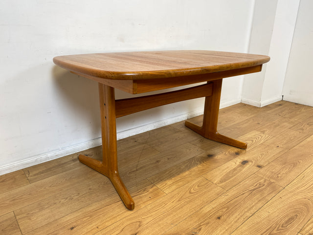 WMK I Hochwertiger großer ovaler skandinavischer Designer Esstisch von EMC Møbler aus massiver Ulme, 2-fach ausziehbar I Tisch Esszimmer Küche Dining Table Danish Design Vintage Berlin Herne München