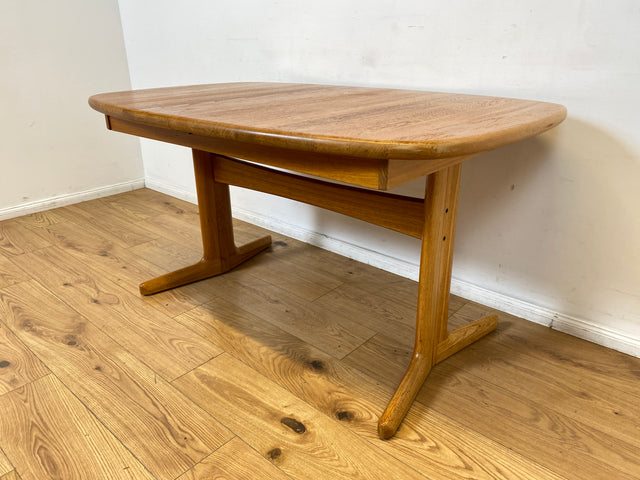WMK I Hochwertiger großer ovaler skandinavischer Designer Esstisch von EMC Møbler aus massiver Ulme, 2-fach ausziehbar I Tisch Esszimmer Küche Dining Table Danish Design Vintage Berlin Herne München