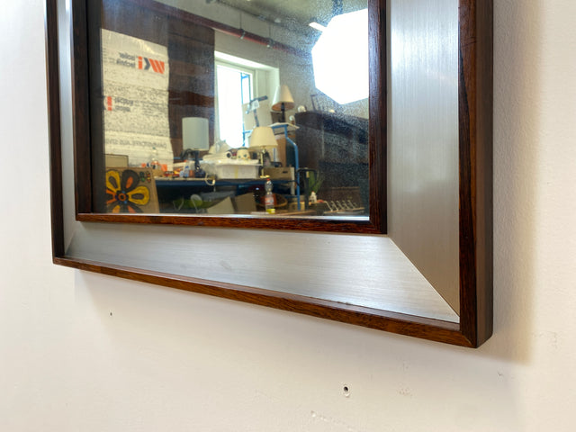 WMK I Stilvoller großer skandinavischer Designer Wandspiegel Ambassadör von Fröseke AB in edlem Chrom & Palisander Holzrahmen I Spiegel Mirror Garderobe Flur Bad Retro Space Age Danish Design Rosewood