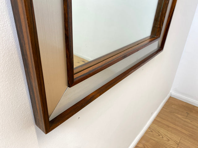 WMK I Stilvoller großer skandinavischer Designer Wandspiegel Ambassadör von Fröseke AB in edlem Chrom & Palisander Holzrahmen I Spiegel Mirror Garderobe Flur Bad Retro Space Age Danish Design Rosewood
