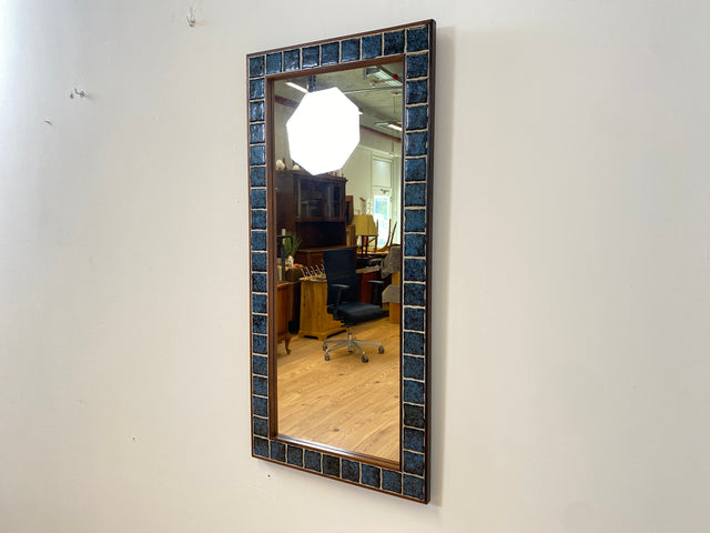 WMK I Stilvoller großer skandinavischer Wandspiegel mit kunstvollen Fliesen Mosaik in Palisander Rahmen, Dänemark, 70er Jahre I Spiegel Mirror Garderobe Flur Bad Retro Space Age Danish Design Rosewood
