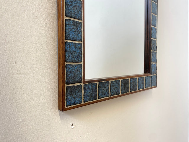 WMK I Stilvoller großer skandinavischer Wandspiegel mit kunstvollen Fliesen Mosaik in Palisander Rahmen, Dänemark, 70er Jahre I Spiegel Mirror Garderobe Flur Bad Retro Space Age Danish Design Rosewood
