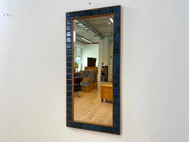 WMK I Stilvoller großer skandinavischer Wandspiegel mit kunstvollen Fliesen Mosaik in Teakholz Rahmen, Dänemark, 70er Jahre I Spiegel Mirror Garderobe Flur Bad Retro Space Age Danish Design Teak