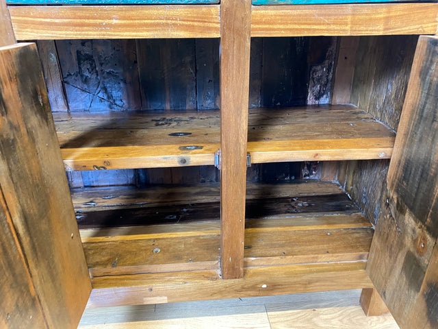 Boatwood by WMK I Besonders schönes grünes Sideboard handgefertigt aus altem Bootsholz I Teakholz massiv I Schrank Kommode Anrichte Büfett Buffet Wäschekommode Fernsehkommode Berlin Bremen Hessen