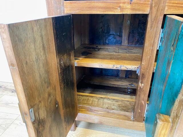 Boatwood by WMK I Besonders schönes grünes Sideboard handgefertigt aus altem Bootsholz I Teakholz massiv I Schrank Kommode Anrichte Büfett Buffet Wäschekommode Fernsehkommode Berlin Bremen Hessen