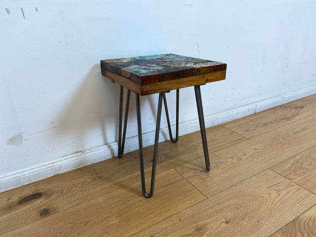 Boatwood by WMK I Einzigartiger handgefertigter Beistelltisch aus altem Bootsholz auf Hairpin Füßen I Couchtisch Ablage Blumentisch Blumenhocker Blumenbank Nachtisch Treibholz I Berlin Leipzig Hamburg