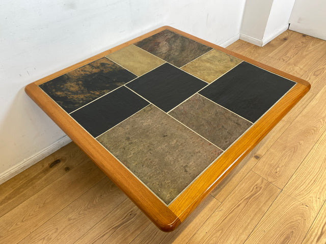 WMK I Seltener handgefertigter skandinavischer Designer Couchtisch I Sallingboe Jelling I Teakholz & Naturstein Fliesen I Wohnzimmertisch Coffee Table Danisch Design Vintage Teak Berlin München Köln