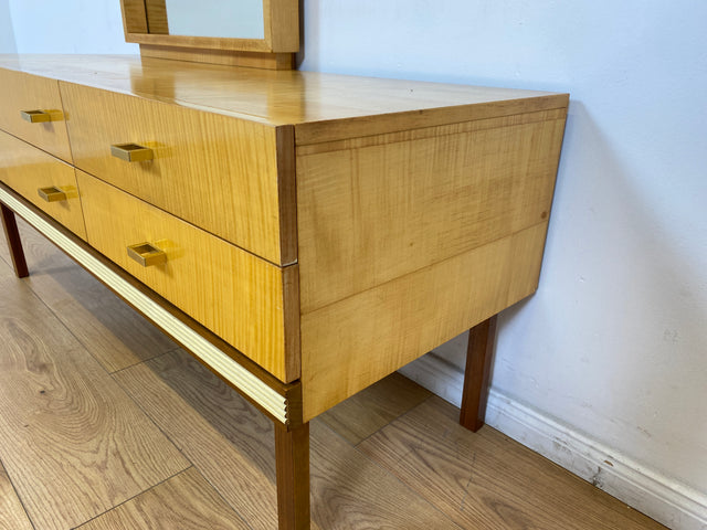 WMK # Schöne und gut erhaltene helle Mid-Century Spiegelkommode in Ahorn mit großem Spiegel & Schubladen # Frisierkommode Schminkkommode Schminktisch Kommode Sideboard Wäschekommode Vintage 60er 70er