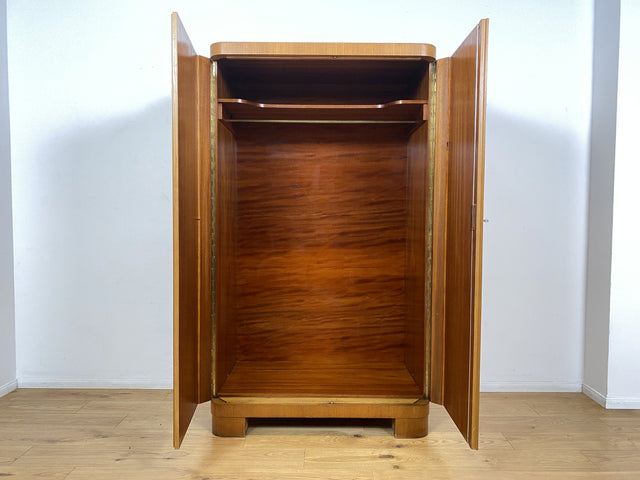 WMK I Besonders schöner heller 30er Jahre Art Deco Kleiderschrank aus vollem Holz I zweitüriger Schrank Wäscheschrank Schlafzimmerschrank Wardrobe Mid-Century Vintage Berlin Hessen Schwerin München