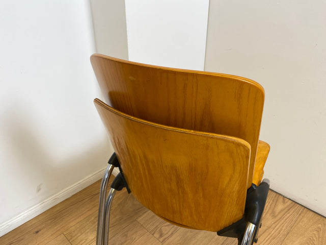 WMK I 1/10 Formschöner und sehr stabiler heller Vintage Stapelstuhl auf Chrom Füßen I Stuhl Holzstuhl Küchenstuhl Esszimmerstuhl Konferenzstuhl Cafe Gastro Industrial Design Berlin Hannover Landshut