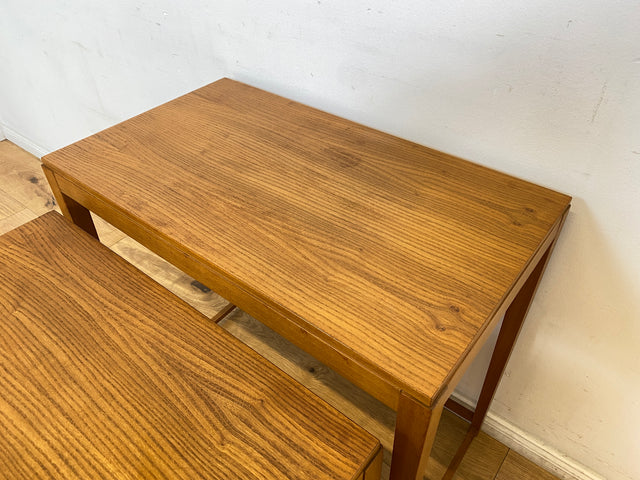 WMK I Stilvoller heller skandinavischer Mid-Century 3-in-1 Satztisch I Couchtisch Wohnzimmertisch Beistelltisch Side Coffee Nesting Table Blumen Tisch Bank Danish Design Vintage Berlin Leipzig Hamburg