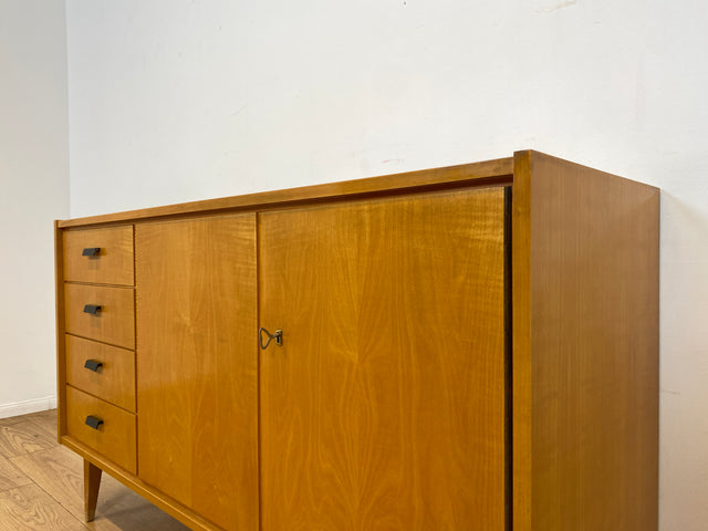 WMK I Versand 85€ I Stilvolles helles Mid-Century Sideboard mit Schubladen von VEB Südthüringer Möbelwerken, 1965 I Kommode Schrank Anrichte TV Bank Lowboard Cabinet 60er Vintage DDR Berlin Köln Trier