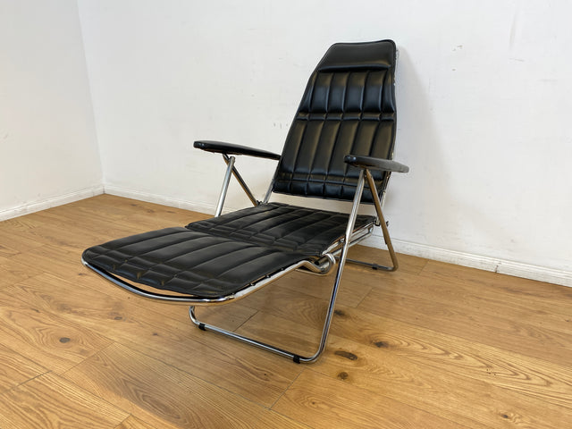 WMK I Hochwertiger italienischer 70er Jahre Designer Klappstuhl von Maule Marga in schwarzem Skai auf Chrom I Klappsessel Sessel Stuhl Liege Relax Sonnenliege Sun Chair Kunst Leder Space Age Vintage