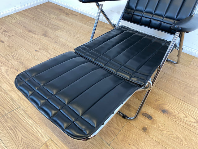 WMK I Hochwertiger italienischer 70er Jahre Designer Klappstuhl von Maule Marga in schwarzem Skai auf Chrom I Klappsessel Sessel Stuhl Liege Relax Sonnenliege Sun Chair Kunst Leder Space Age Vintage