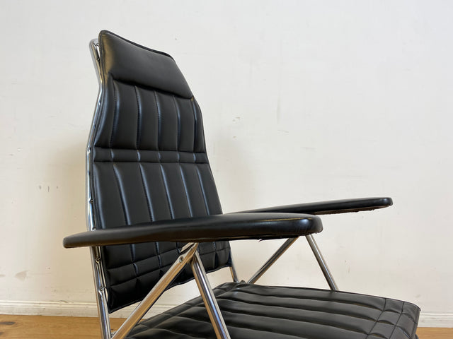 WMK I Hochwertiger italienischer 70er Jahre Designer Klappstuhl von Maule Marga in schwarzem Skai auf Chrom I Klappsessel Sessel Stuhl Liege Relax Sonnenliege Sun Chair Kunst Leder Space Age Vintage