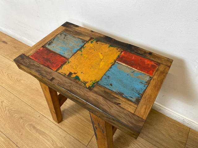 Boatwood by WMK I Besonders schöne kleine Bank aus altem Bootsholz in Originalfarben der Boote I Sitzbank Hocker Stuhl Sitz Küchenbank Holzbank Balkonbank Bench Treibholz Berlin Osnabrück Magdeburg