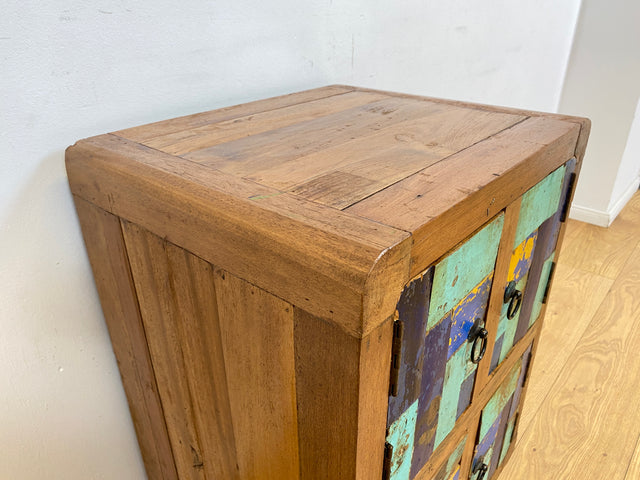 Boatwood by WMK I Besonders schöne kleine Kommode mit 4 Fächern I handmade Unikat aus altem Bootsholz I Teakholz massiv I Wäschekommode Nachtschrank Nachttisch Nachkommode Potsdam Dortmund Frankfurt