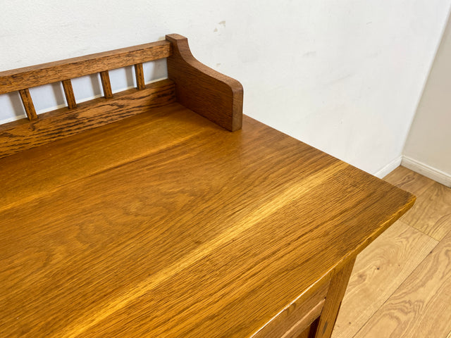 WMK I Besonders schöne, kleine dänische Jugendstil Anrichte aus vollem Eichenholz mit Aufsatz I Schrank Kommode Sideboard Wäschekommode Wickelkommode Antik Gründerzeit Vintage Berlin Leipzig Bayern