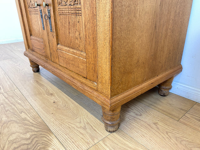 WMK I Besonders schöne, kleine dänische Jugendstil Anrichte aus vollem Eichenholz mit Aufsatz I Schrank Kommode Sideboard Wäschekommode Wickelkommode Antik Gründerzeit Vintage Berlin Leipzig Bayern