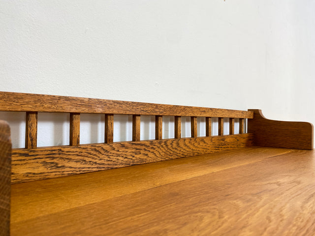WMK I Besonders schöne, kleine dänische Jugendstil Anrichte aus vollem Eichenholz mit Aufsatz I Schrank Kommode Sideboard Wäschekommode Wickelkommode Antik Gründerzeit Vintage Berlin Leipzig Bayern