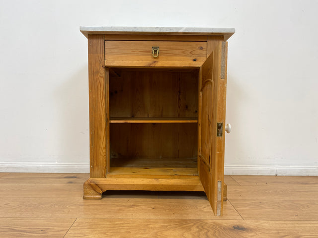 WMK Hübsche kleine dänische antike Kommode aus vollem Holz mit Marmor Auflage, Schublade und Messinggriffen # Marmorkommode Flurkommode Waschtisch Ablage Wickelkommode Weichholz Jugendstil Vintage