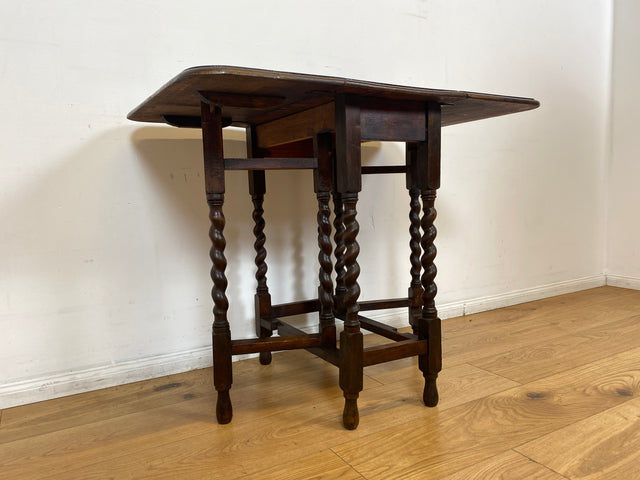 WMK # Niedlicher kleiner antiker Klapptisch aus Dänemark aus Eichenholz , praktisch und gut erhalten I niedriger Esstisch Salontisch Beistelltisch Konsole Spieletisch Table Vintage Berlin Bernau Köln