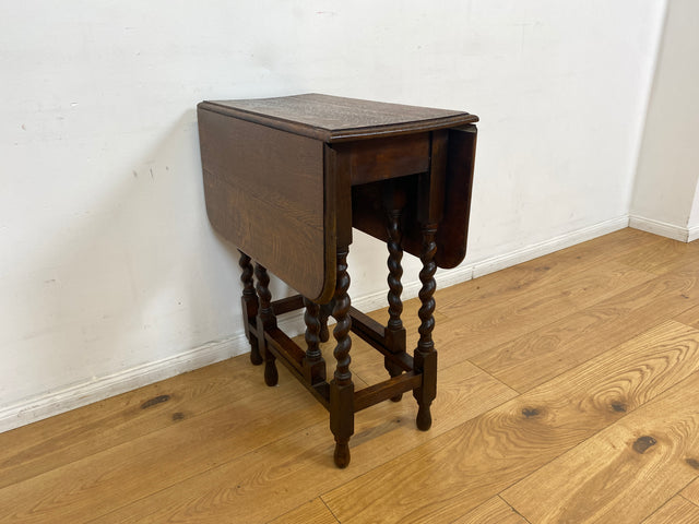 WMK # Niedlicher kleiner antiker Klapptisch aus Dänemark aus Eichenholz , praktisch und gut erhalten I niedriger Esstisch Salontisch Beistelltisch Konsole Spieletisch Table Vintage Berlin Bernau Köln