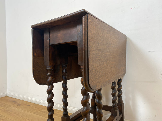 WMK # Niedlicher kleiner antiker Klapptisch aus Dänemark aus Eichenholz , praktisch und gut erhalten I niedriger Esstisch Salontisch Beistelltisch Konsole Spieletisch Table Vintage Berlin Bernau Köln