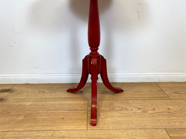 WMK # Wunderschöner und gut erhaltener kleiner runder skandinavischer Stilmöbel Beistelltisch in Rot mit floralem Bild handbemalt # Tischchen Couchtisch Ablage Blumentisch Blumensäule Vintage 60er