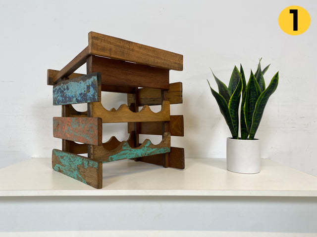 Boatwood by WMK # 1/3 Einzigartiges kleines Weinregal für 6 Flaschen, ein aus altem Bootsholz handgefertigtes Unikat aus massivem Teakholz  # Flaschenregal Wine Rack Flaschenständer Weinschrank Gastro