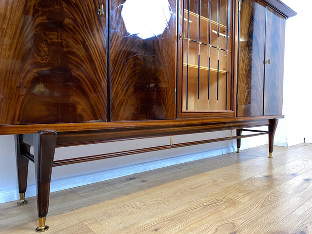 WMK I Besonders schöner dunkler & langer Mid-Century Wohnzimmerschrank mit Vitrine, Bar & Schubladen I Schrank Highboard Sideboard Anrichte Vintage 50er 6er Rockabilly Berlin Leipzig Stuttgart Bremen