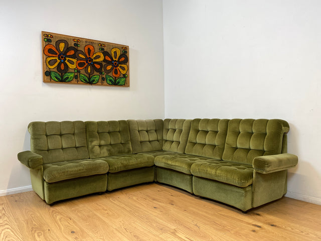 WMK I Schönes und äußerst gemütliches modulares 70er Jahre Ecksofa mit grünem gestepptem Originalbezug I Couch Eckcouch Sitzecke Wohnzimmer Polstergarnitur Retro Vintage Berlin Passau Leipzig Nürnberg