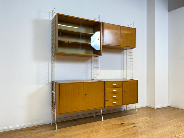 WMK I Kultiges modulares DDR Stringregal Babett aus 1970 mit Vitrine & Kommoden I Regalsystem Leitermöbel String Regal Bücherregal Bücherschrank Regalwand Sideboard Mid-Century Vintage VEB 60er 70er