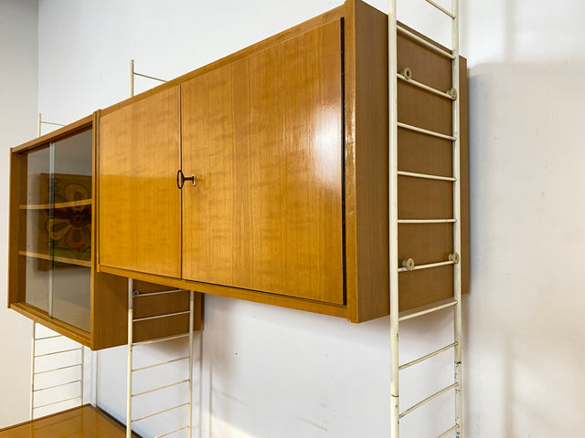 WMK I Kultiges modulares DDR Stringregal Babett aus 1970 mit Vitrine & Kommoden I Regalsystem Leitermöbel String Regal Bücherregal Bücherschrank Regalwand Sideboard Mid-Century Vintage VEB 60er 70er