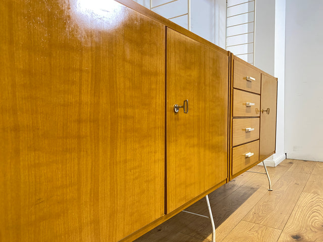 WMK I Kultiges modulares DDR Stringregal Babett aus 1970 mit Vitrine & Kommoden I Regalsystem Leitermöbel String Regal Bücherregal Bücherschrank Regalwand Sideboard Mid-Century Vintage VEB 60er 70er