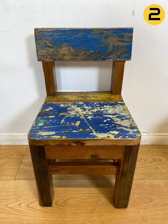 Boatwood by WMK I Einzigartiger & nachhaltiger bunter Kinderstuhl aus altem Bootsholz I handgefertigtes Unikat aus massivem Teakholz I Kinder Stuhl Holzstuhl Kindermöbel Kindersitz Treibholz I Versand