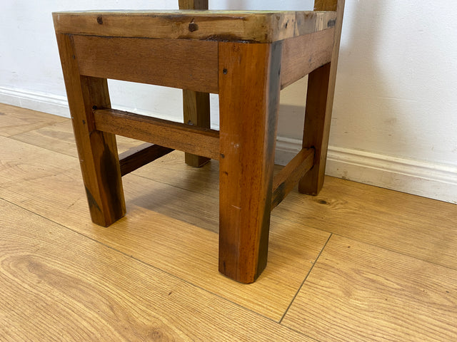 Boatwood by WMK I Einzigartiger & nachhaltiger bunter Kinderstuhl aus altem Bootsholz I handgefertigtes Unikat aus massivem Teakholz I Kinder Stuhl Holzstuhl Kindermöbel Kindersitz Treibholz I Versand