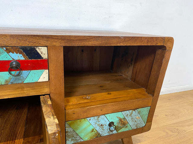 Boatwood by WMK I Formschönes nachhaltiges TV Lowboard mit Schubladen I handgefertigtes Unikat aus altem Bootsholz I Teakholz massiv I Sideboard Kommode Bank Rack Fernsehkommode Berlin Rostock Bayern