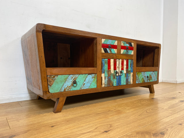 Boatwood by WMK I Formschönes nachhaltiges TV Lowboard mit Schubladen I handgefertigtes Unikat aus altem Bootsholz I Teakholz massiv I Sideboard Kommode Bank Rack Fernsehkommode Berlin Rostock Bayern